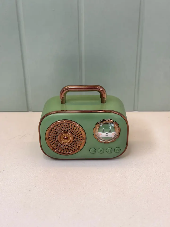Yeşil Retro Radyo / Ses Bombası