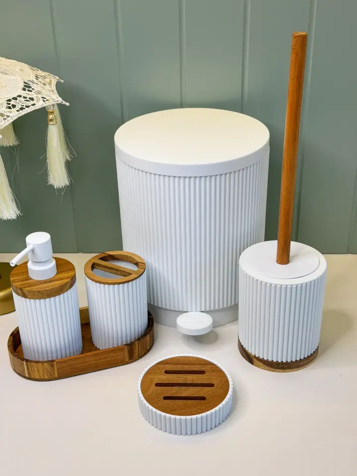 Pinka Banyo Seti (Beyaz)